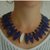Halsschmuck, Lapislazuli, Silber 925/000, abgeschmolzene Oberfläche, montiert.