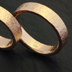 Eheringe, strukturierte Oberfläche, Rotgold